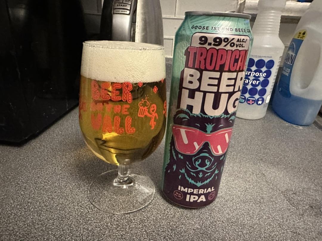 Tropical Beer Hug